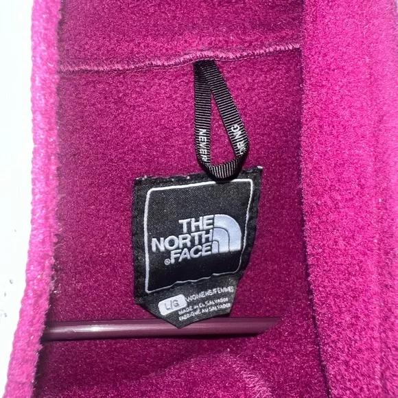 Large Women’s North Face jacket! In Great Shape . - Picture 3 of 3
